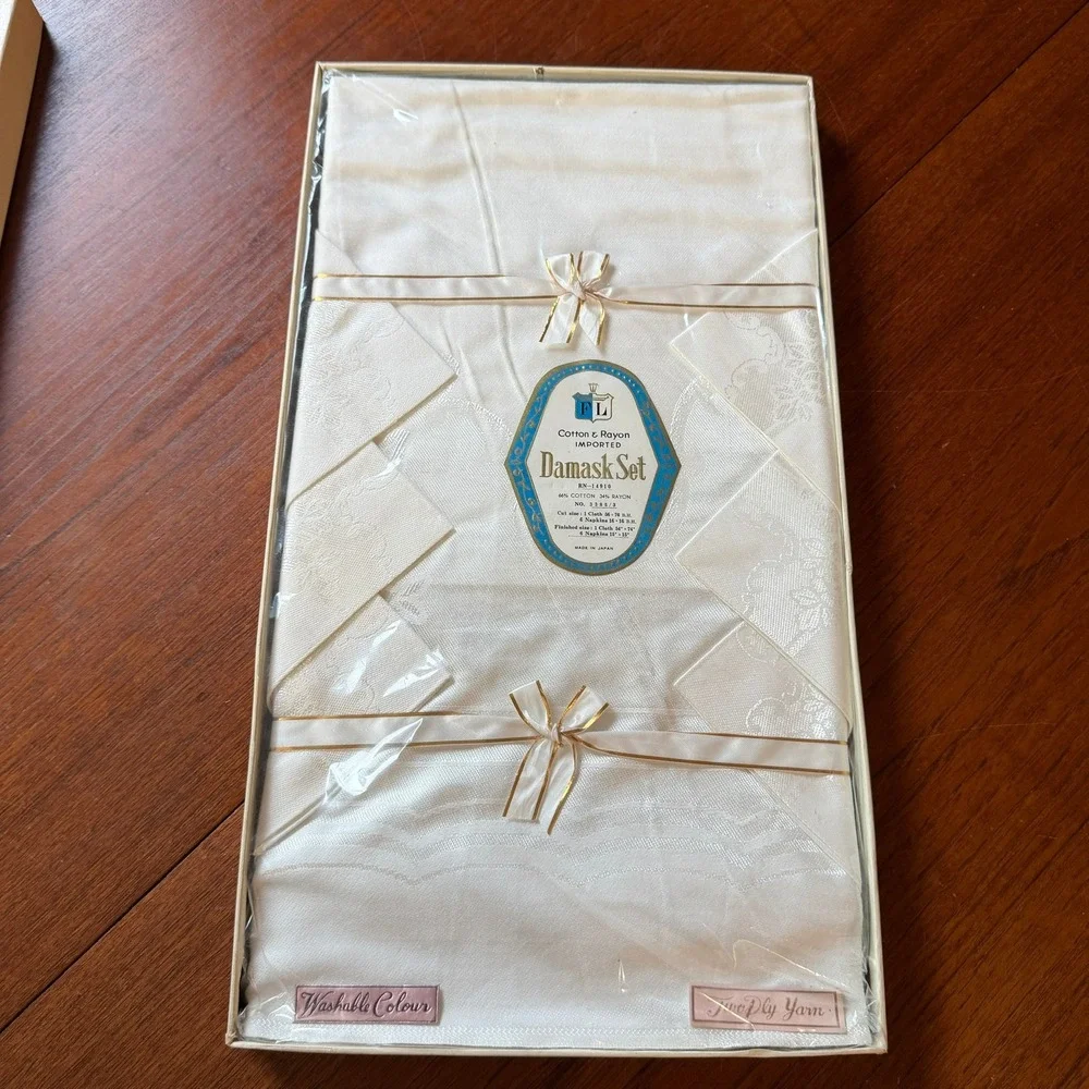 Vintage 50's White Damask Tablecloth & 6 Napkin Set Made in Japan Regency Formal